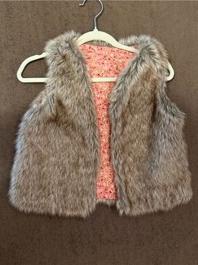 U.S. Polo Assn. Girls Faux Fur Vest - Brown with Pink Floral Lining